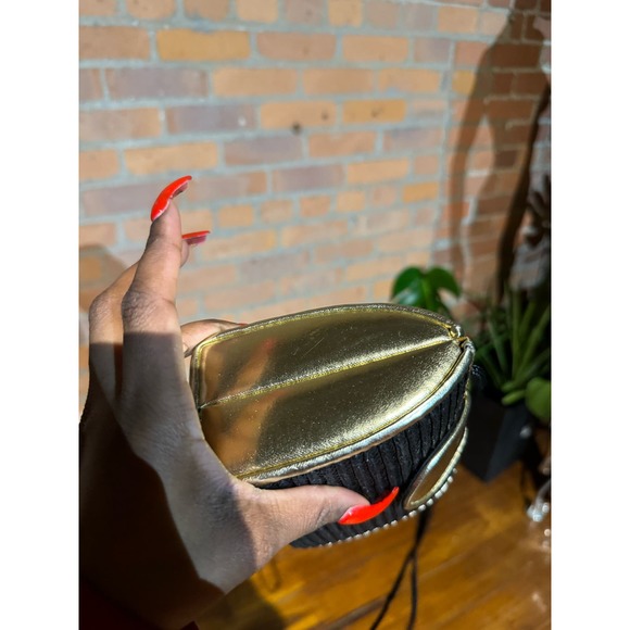 Gold/Black Purse Crossbody - Picture 4 of 7